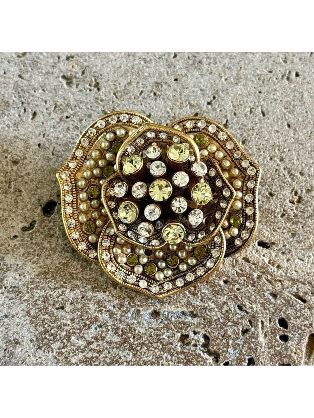 Lee Angel Flower Rhinestone Pin Brooch Gold Tone Vintage
